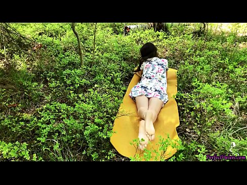 ❤️ Tinderの見知らぬ男が私のプッシーをオナニーし、森の中で情熱的にファックする at ja.niceporn.ru ❌️